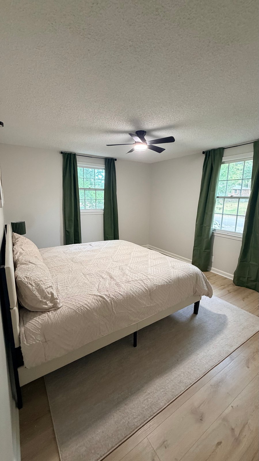 Furnished Finder property 1042087_1 photo 15