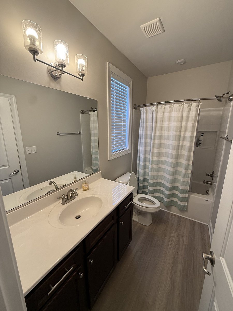 Furnished Finder property 1042092_1 photo 36