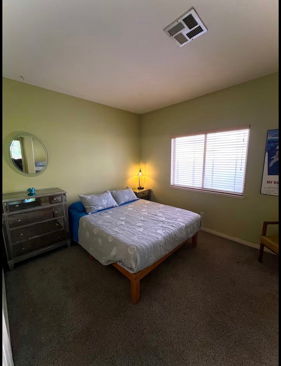 Furnished Finder property 1042098_1 photo 3