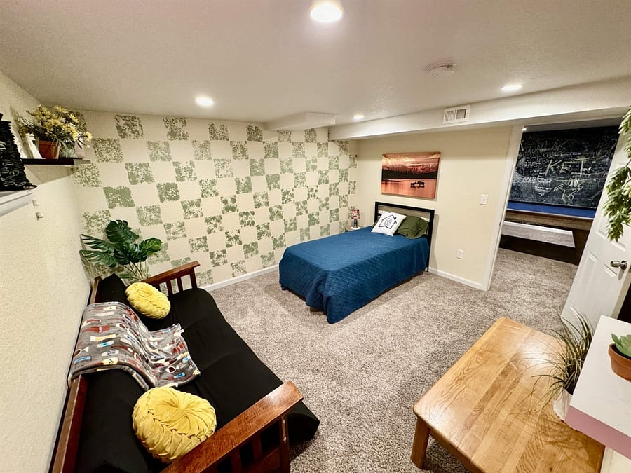 Furnished Finder property 1042100_1 photo 40