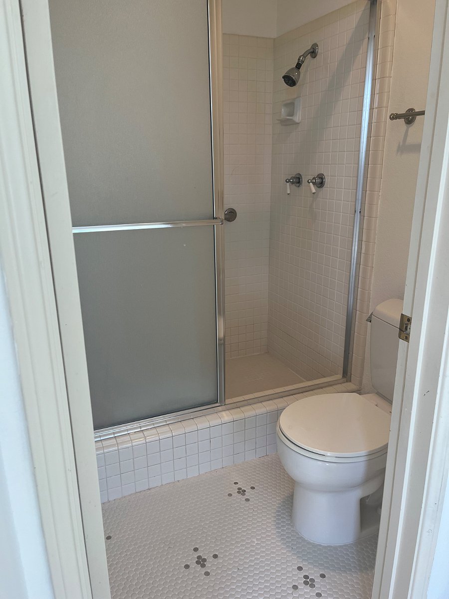 Furnished Finder property 1042111_1 photo 9