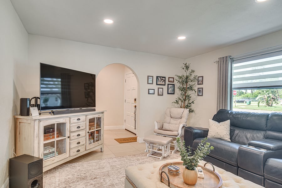 Furnished Finder property 1042118_1 photo 7