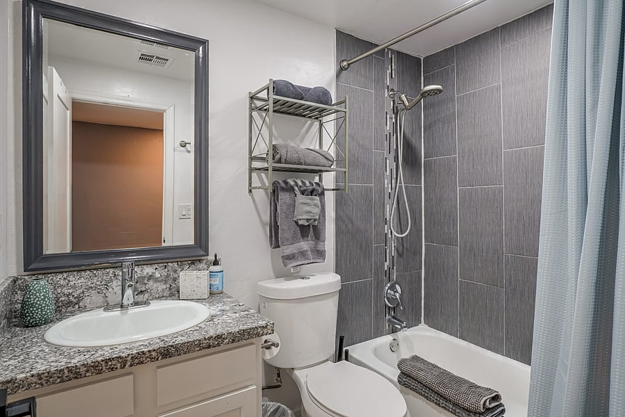 Furnished Finder property 1042120_1 photo 17
