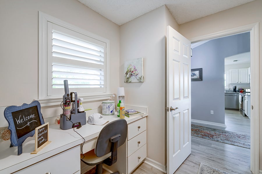 Furnished Finder property 1042122_1 photo 10