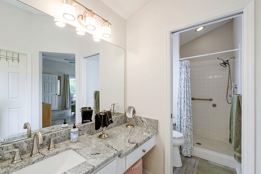 Furnished Finder property 1042122_1 photo 13