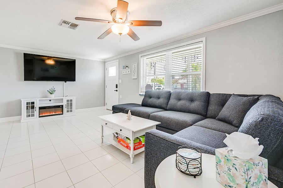 Furnished Finder property 1042128_1 photo 8