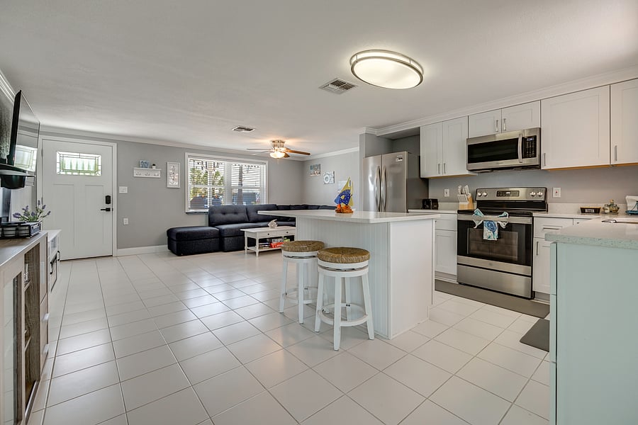 Furnished Finder property 1042128_1 photo 10