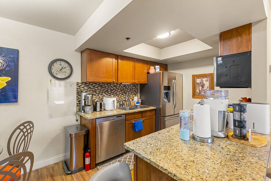 Furnished Finder property 1042136_1 photo 10