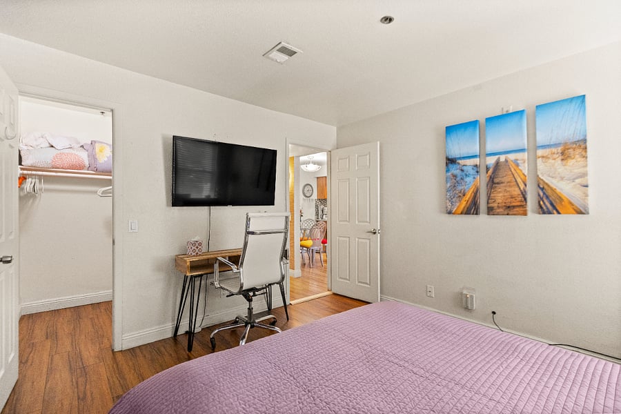 Furnished Finder property 1042136_1 photo 16