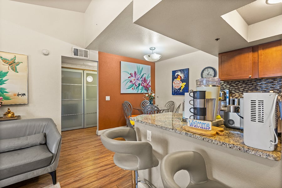 Furnished Finder property 1042136_1 photo 12