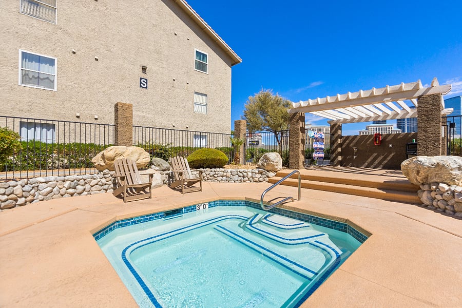 Furnished Finder property 1042136_1 photo 24