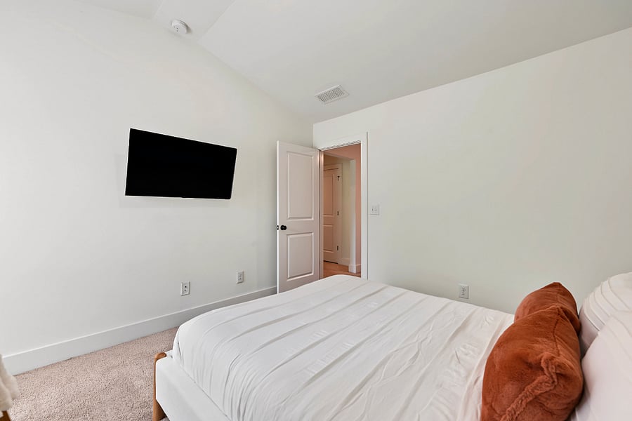 Furnished Finder property 1042153_1 photo 11