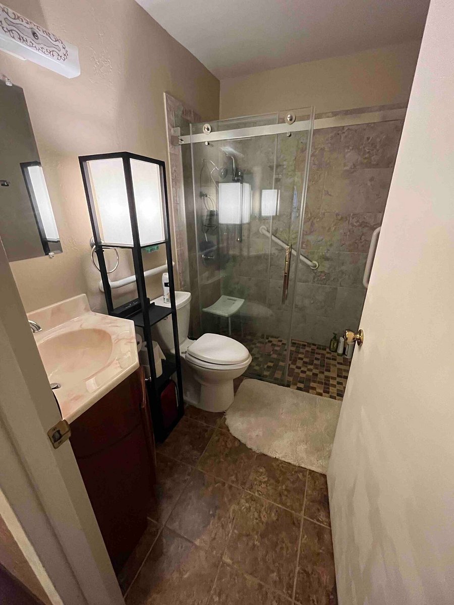 Furnished Finder property 1042180_1 photo 14