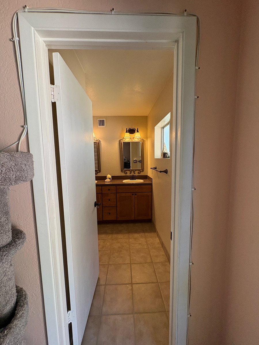 Furnished Finder property 1042184_1 photo 11