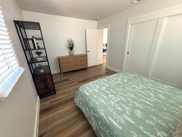 Queen Bedroom