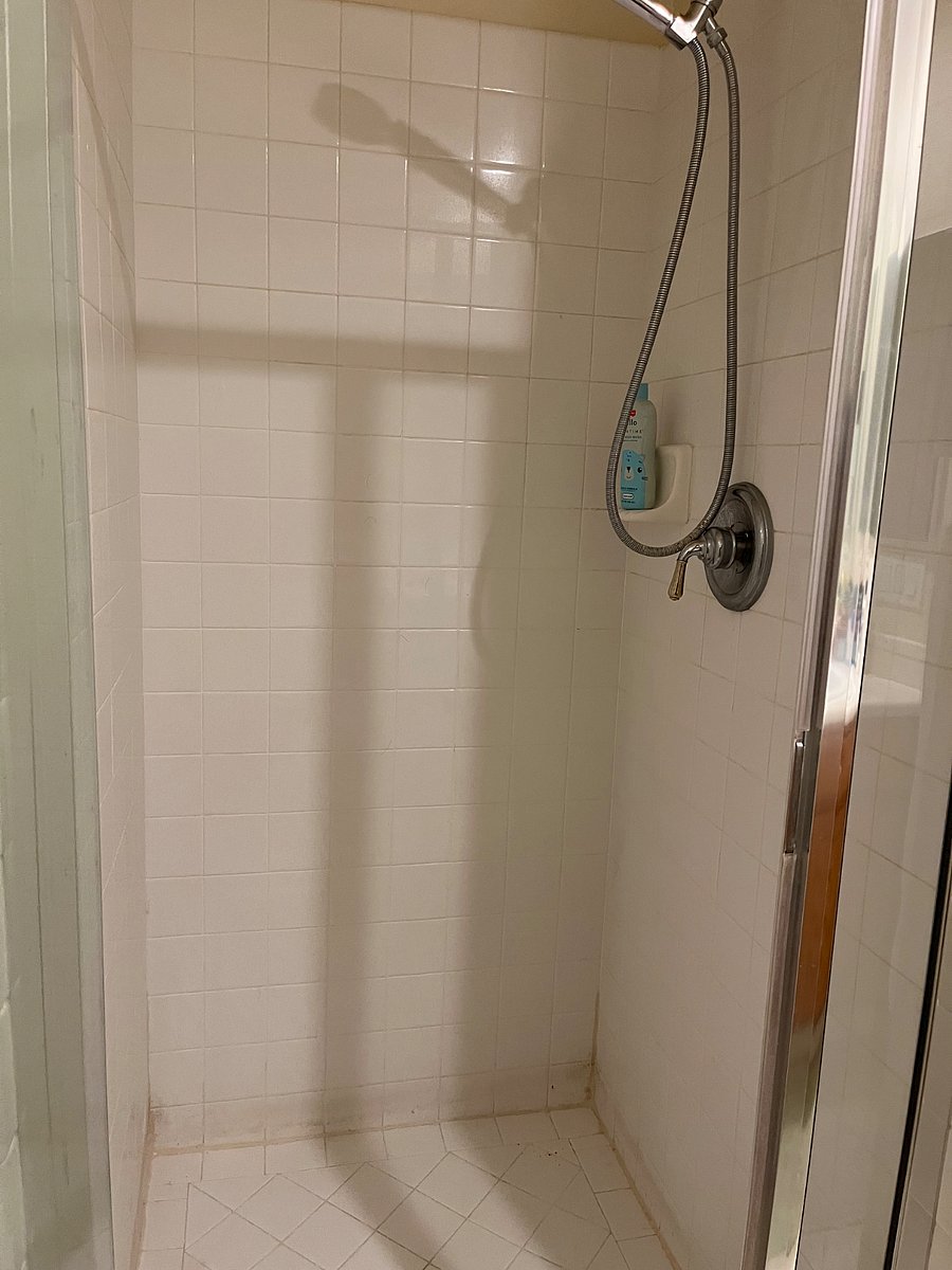 Furnished Finder property 1042194_1 photo 2