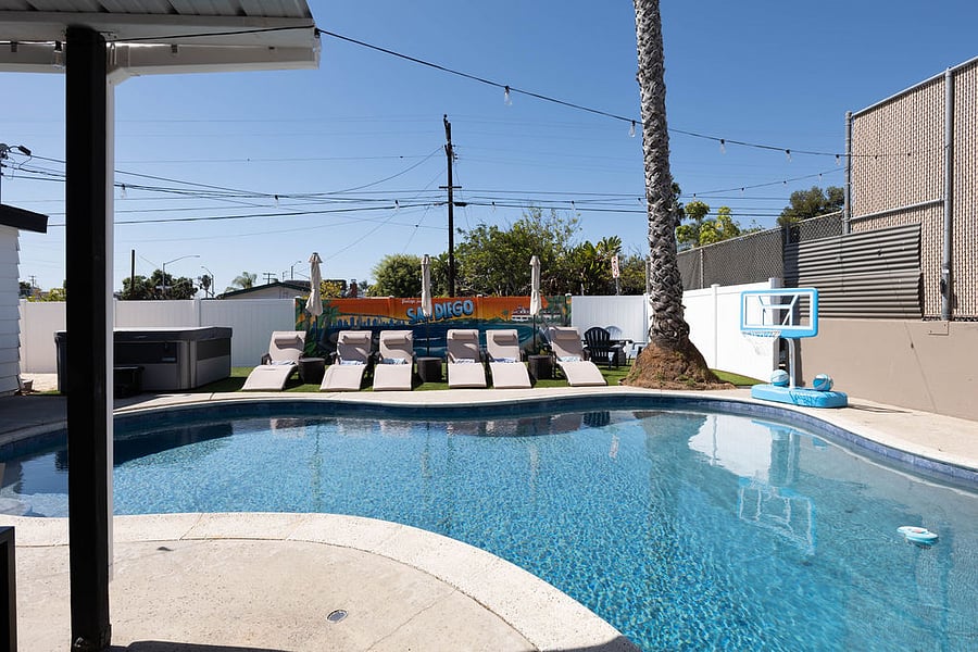 Furnished Finder property 1042198_1 photo 49