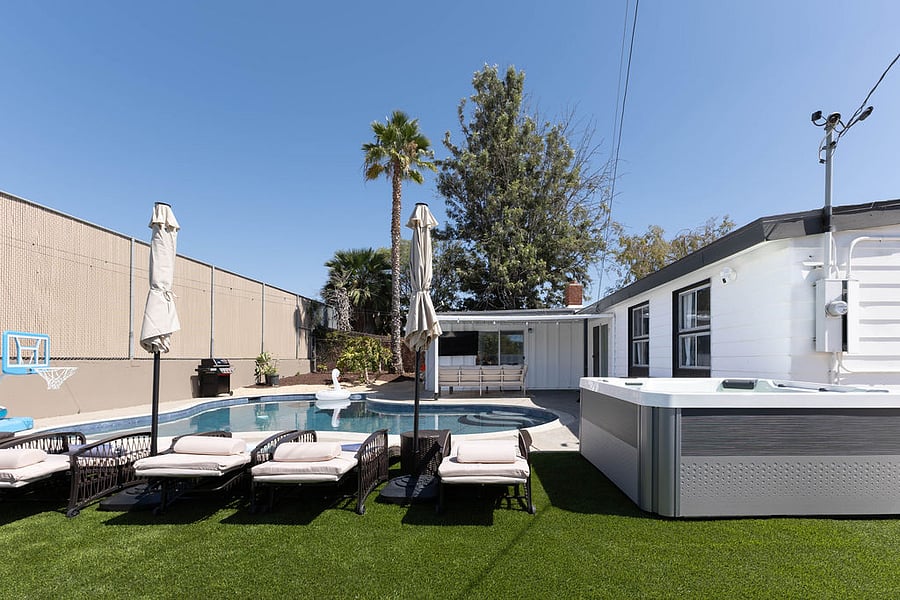 Furnished Finder property 1042198_1 photo 53