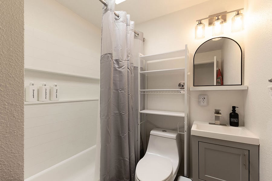 Furnished Finder property 1042198_1 photo 37