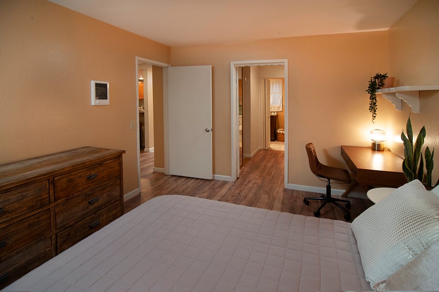 Furnished Finder property 1042208_1 photo 3