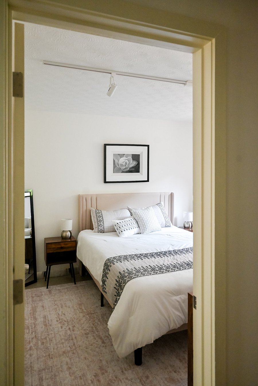 Furnished Finder property 1042221_1 photo 12