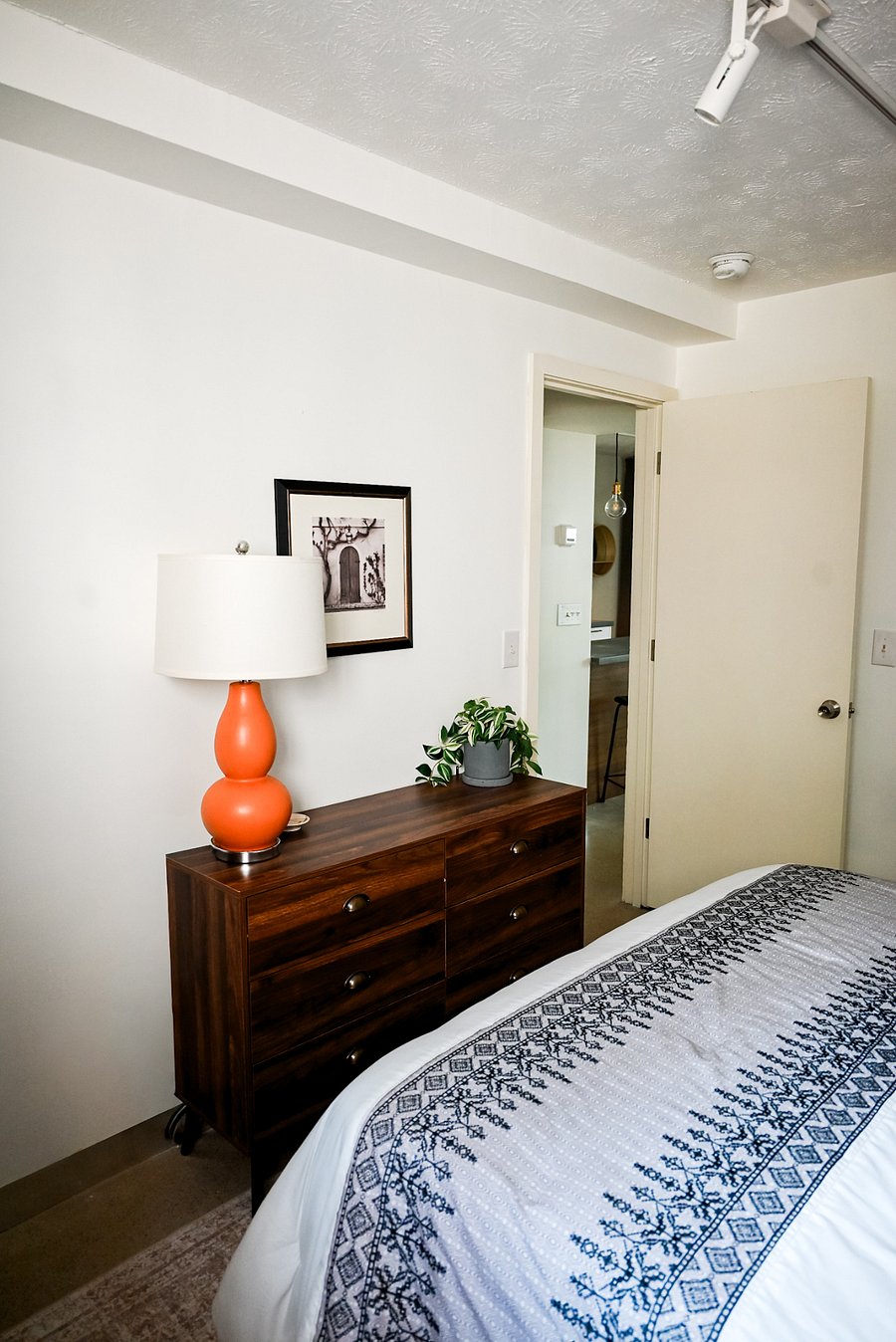 Furnished Finder property 1042221_1 photo 15