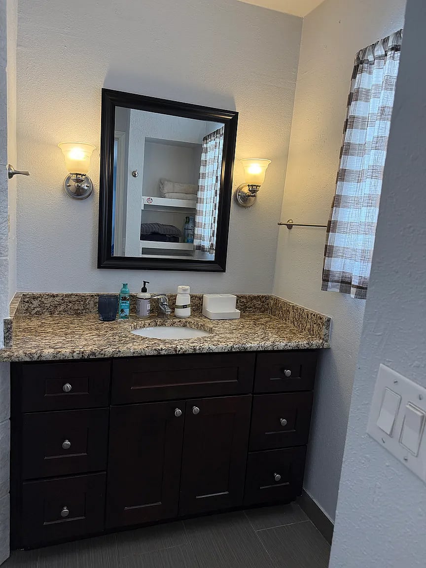 Furnished Finder property 1042241_1 photo 9