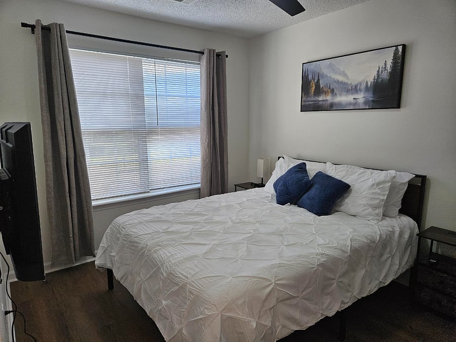 Furnished Finder property 1042260_1 photo 13
