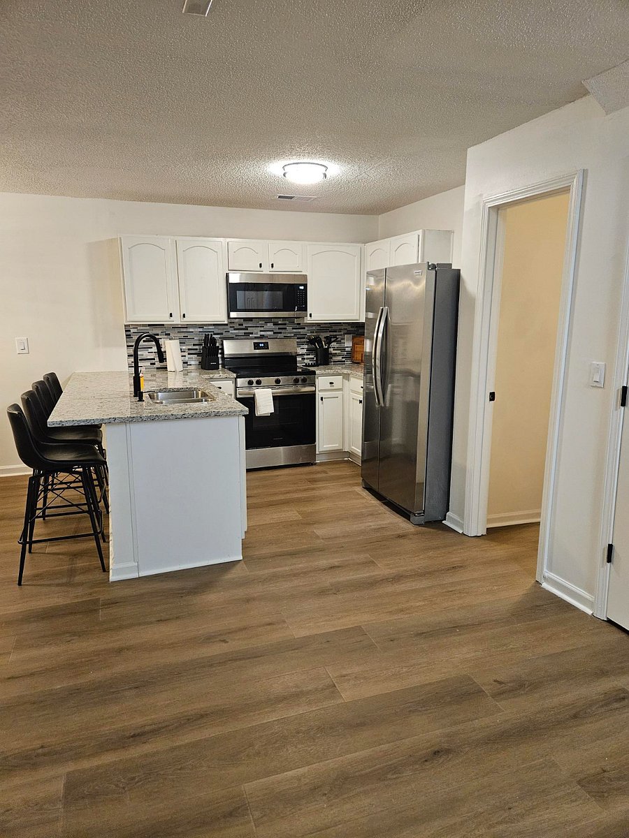 Furnished Finder property 1042260_1 photo 3