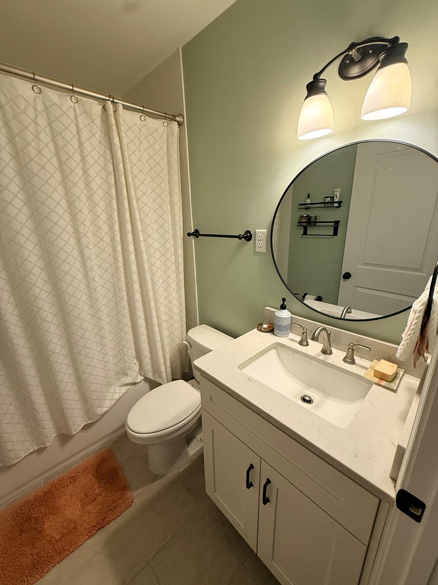 Furnished Finder property 1042270_1 photo 11