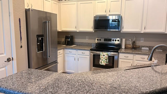 Furnished Finder property 1042273_1 photo 10