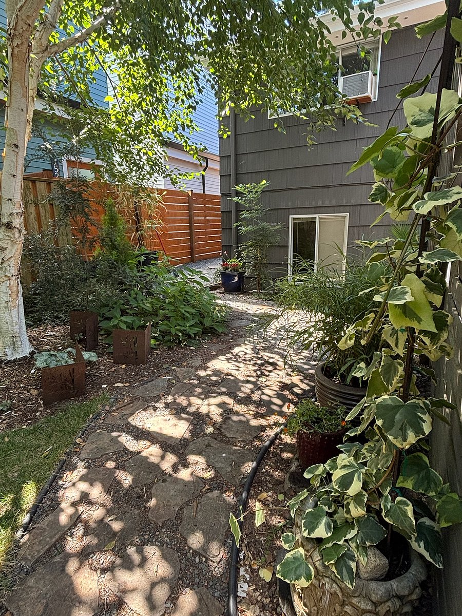 Furnished Finder property 1042280_1 photo 22