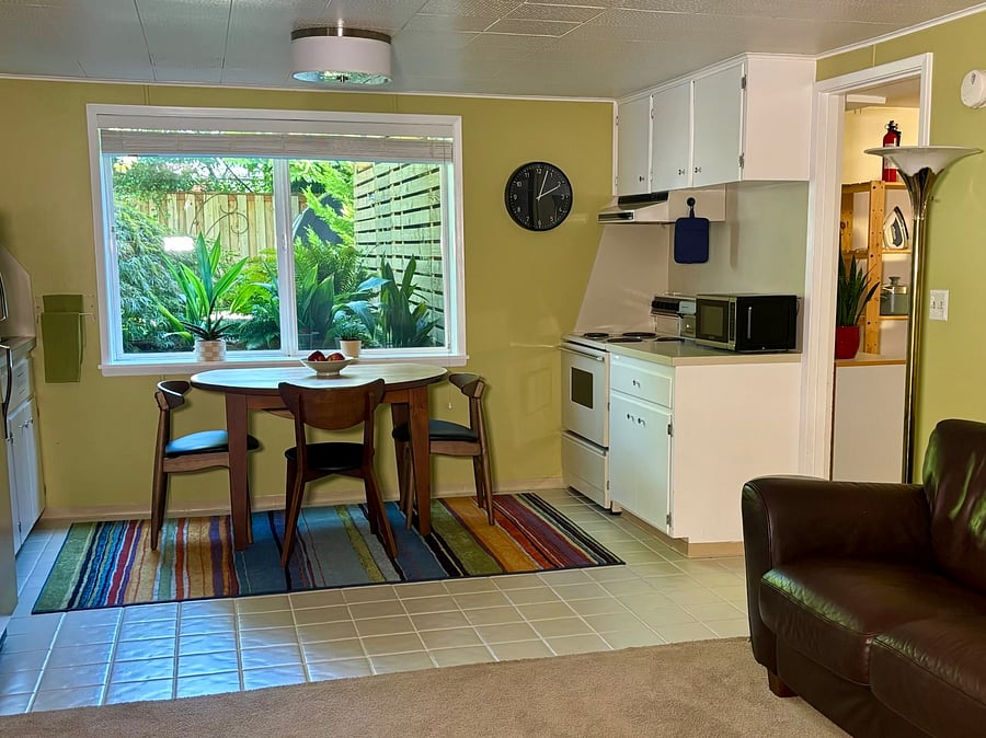 Furnished Finder property 1042280_1 photo 4