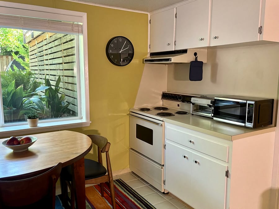 Furnished Finder property 1042280_1 photo 2