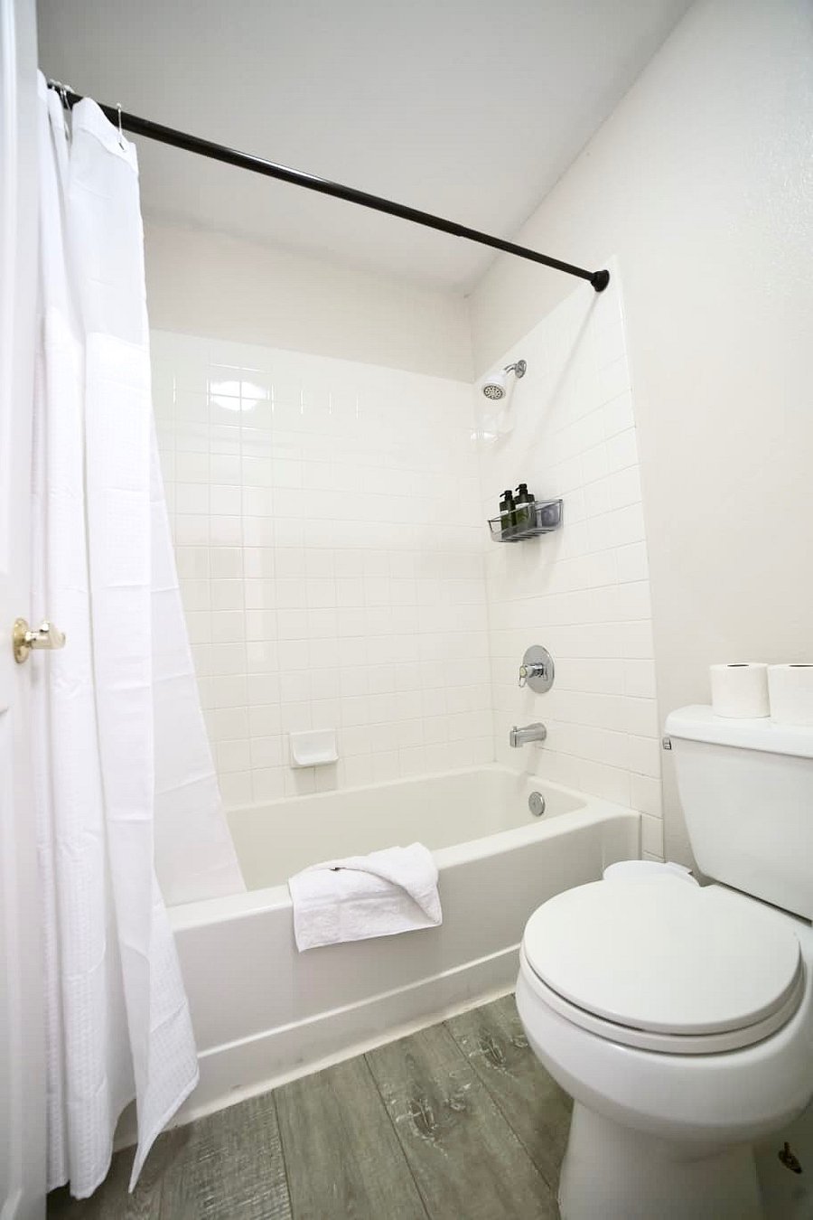 Furnished Finder property 1042295_1 photo 2
