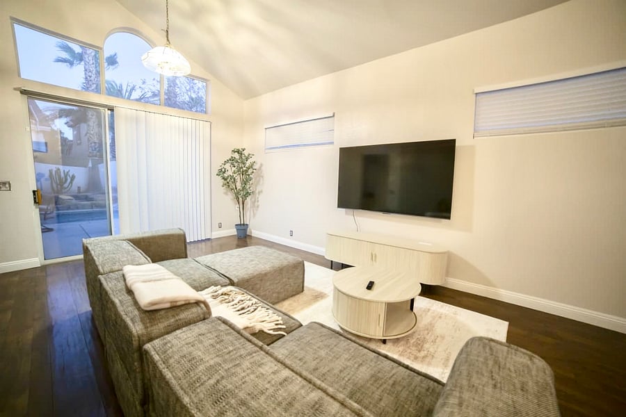 Furnished Finder property 1042295_1 photo 1