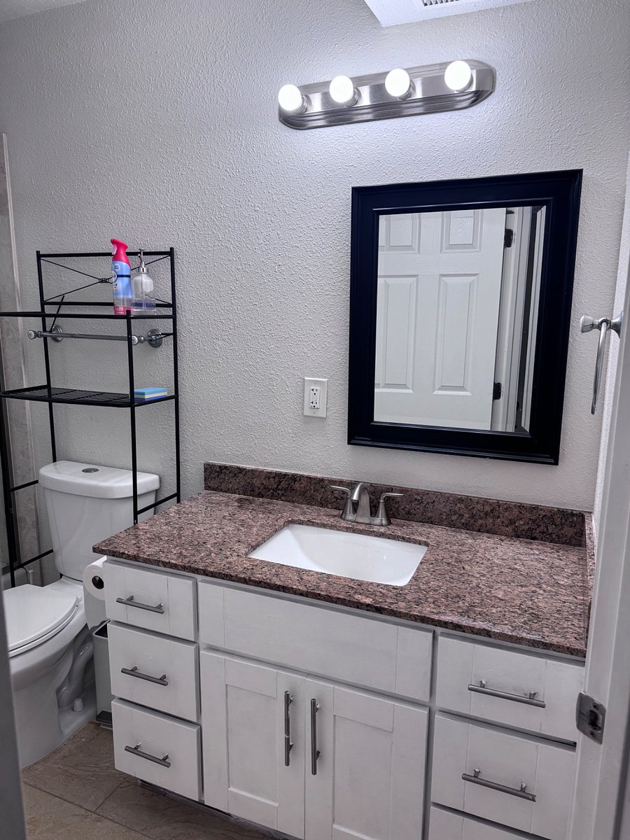Furnished Finder property 1042298_1 photo 9
