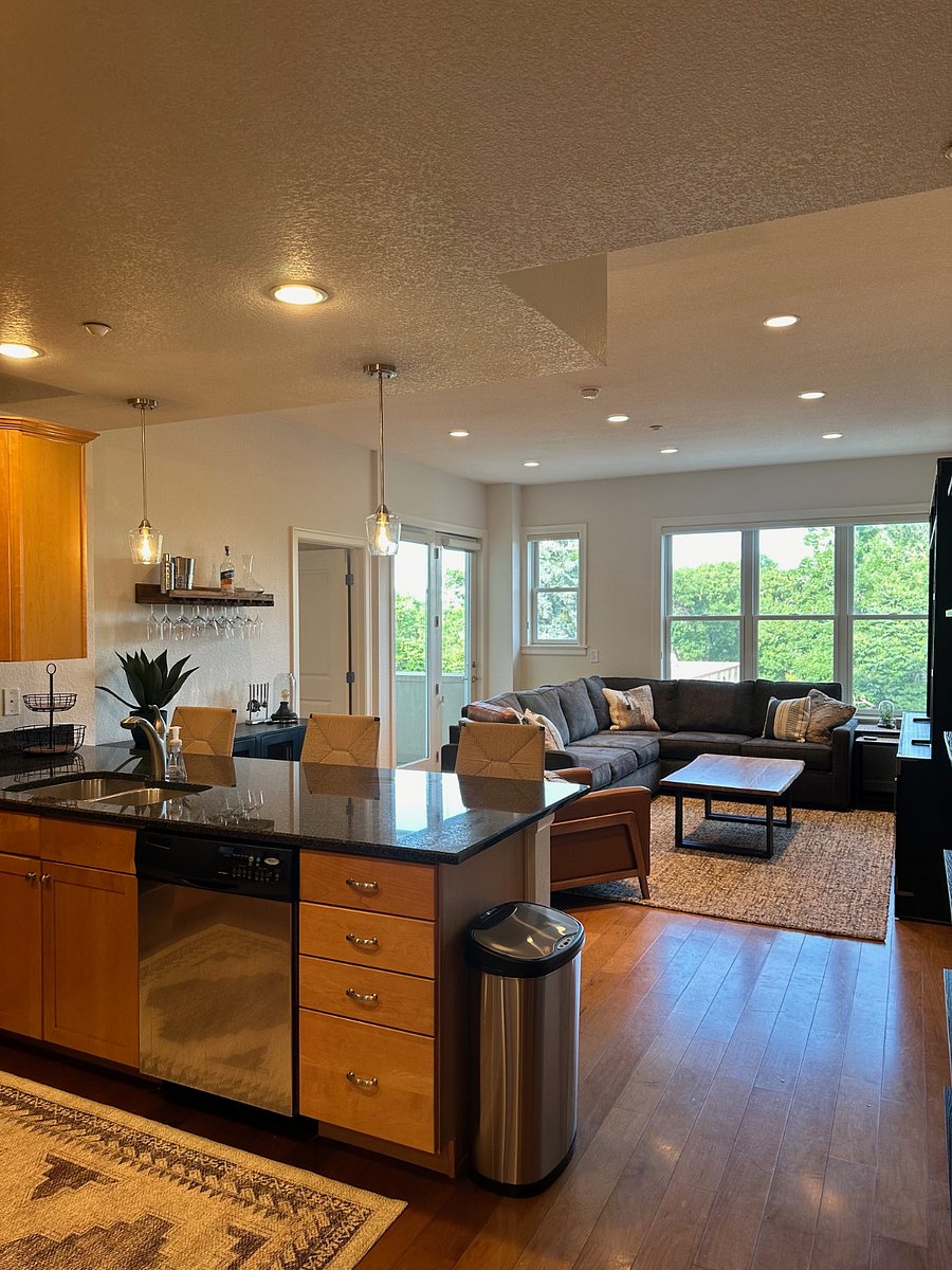 Furnished Finder property 1042301_1 photo 7