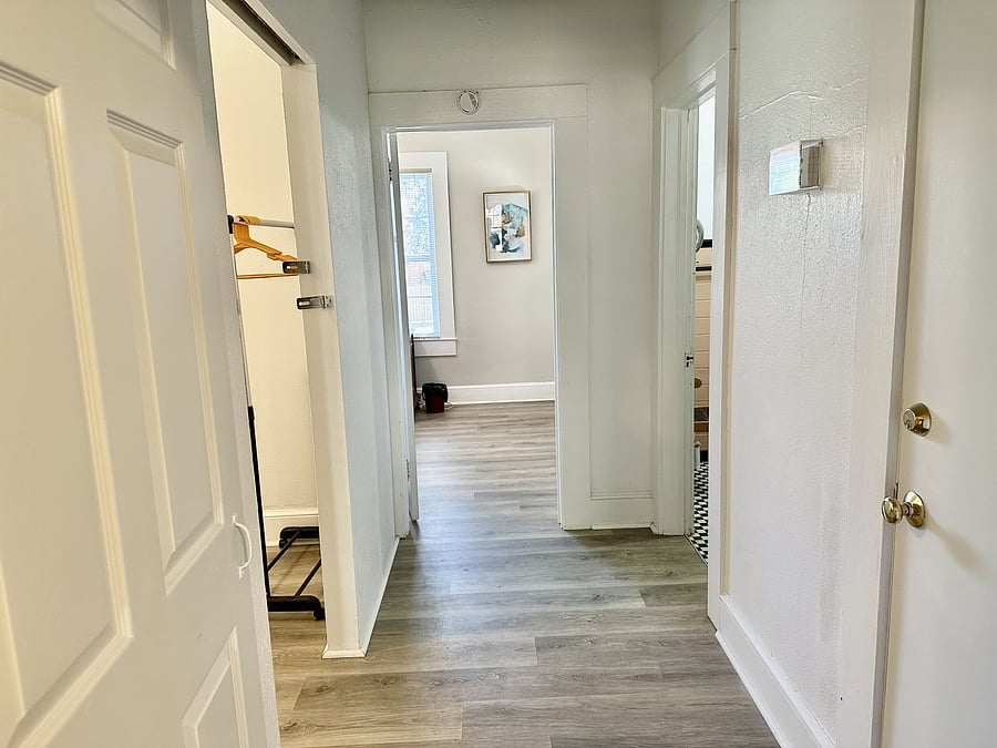 Furnished Finder property 1042317_1 photo 15