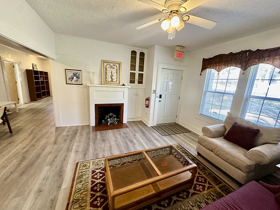 Furnished Finder property 1042317_1 photo 17