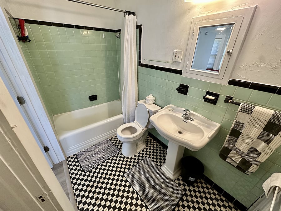 Furnished Finder property 1042317_1 photo 11