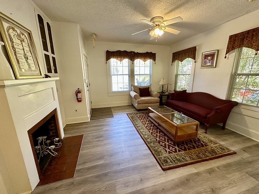 Furnished Finder property 1042317_1 photo 18