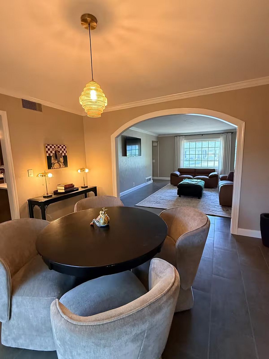 Furnished Finder property 1042320_1 photo 3