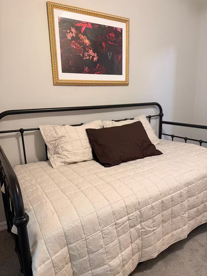 Furnished Finder property 1042320_1 photo 11