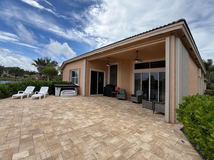Furnished Finder property 1042335_1 photo 12