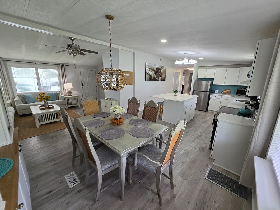 Furnished Finder property 1042337_1 photo 4
