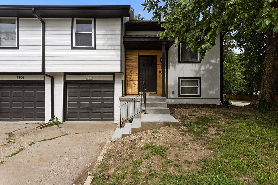 Furnished Finder property 1042348_1 photo 23