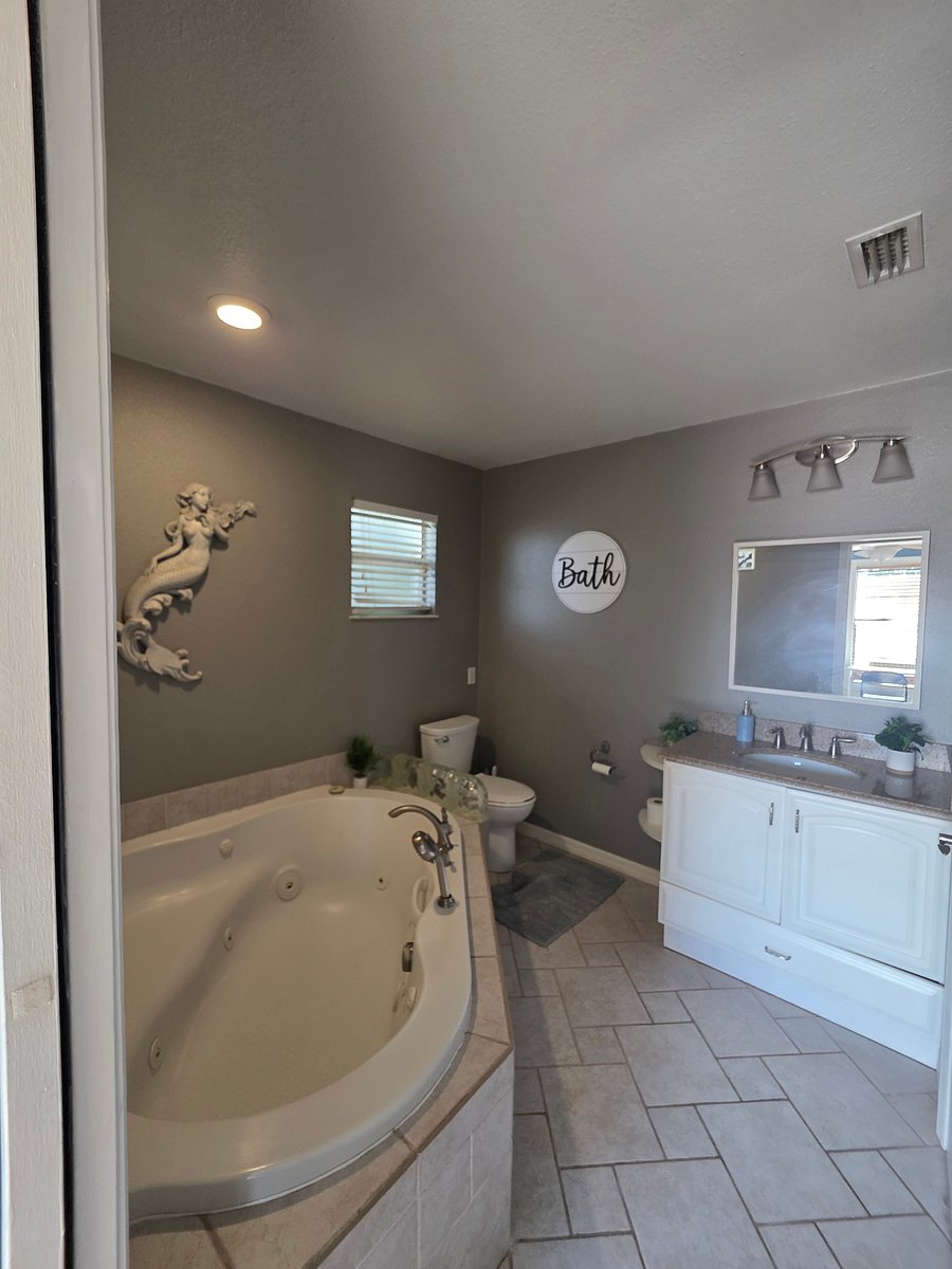 Furnished Finder property 1042351_1 photo 12