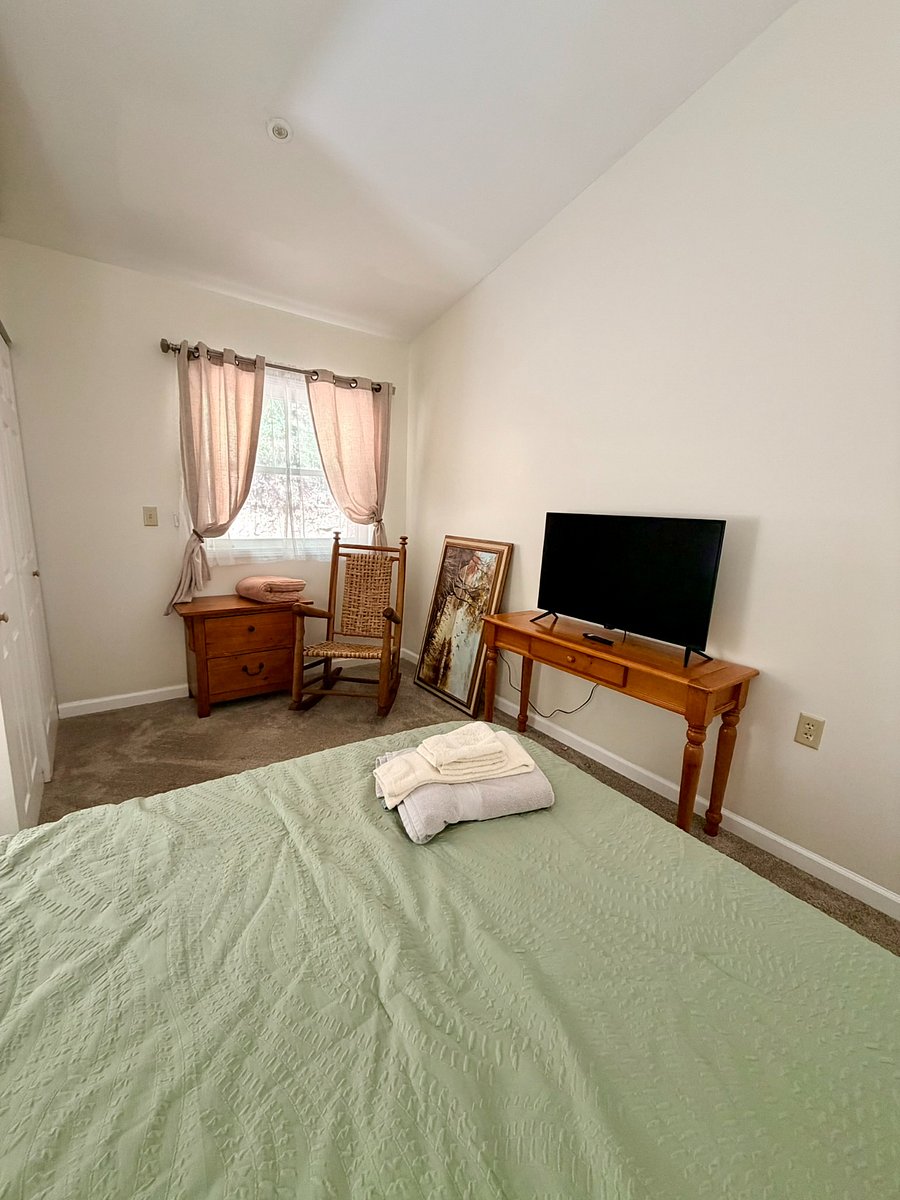 Furnished Finder property 1042362_1 photo 7