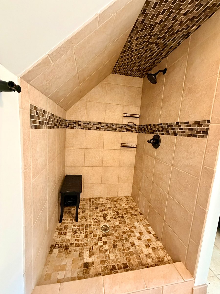 Furnished Finder property 1042362_1 photo 17
